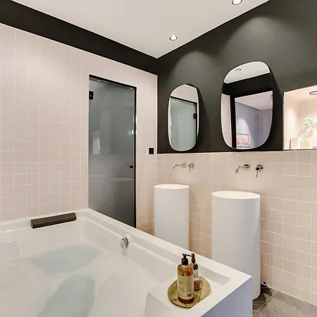 Magnifique 2p Avec Jacuzzi Et Cinema Parigi